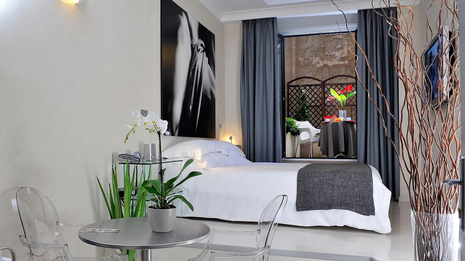 Best Pantheon Bed & Breakfast Rome Italy